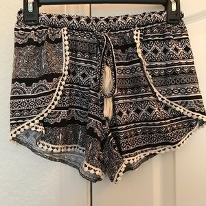 Black and white flowy shorts